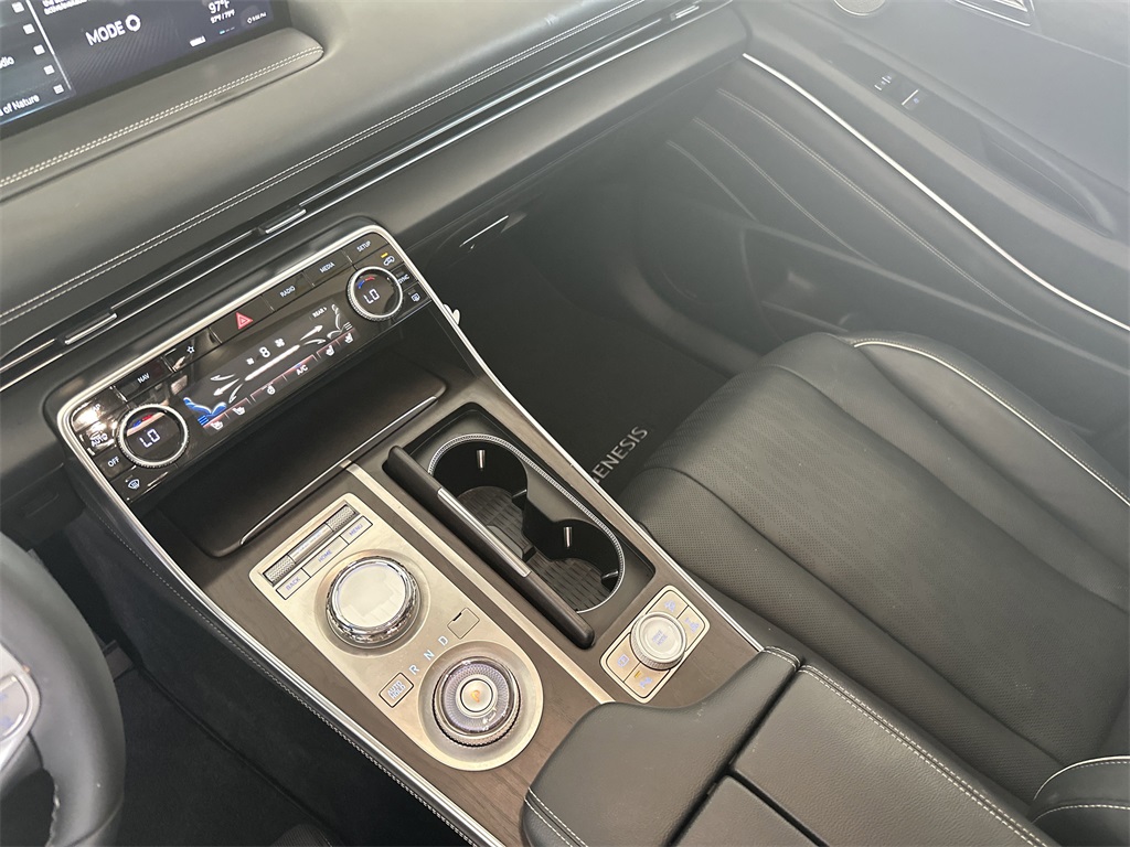 2023 Genesis GV80 2.5T AWD Advanced photo 24