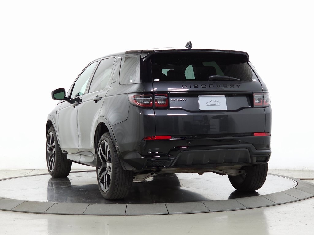 2024 Land Rover Discovery Sport SE photo 3
