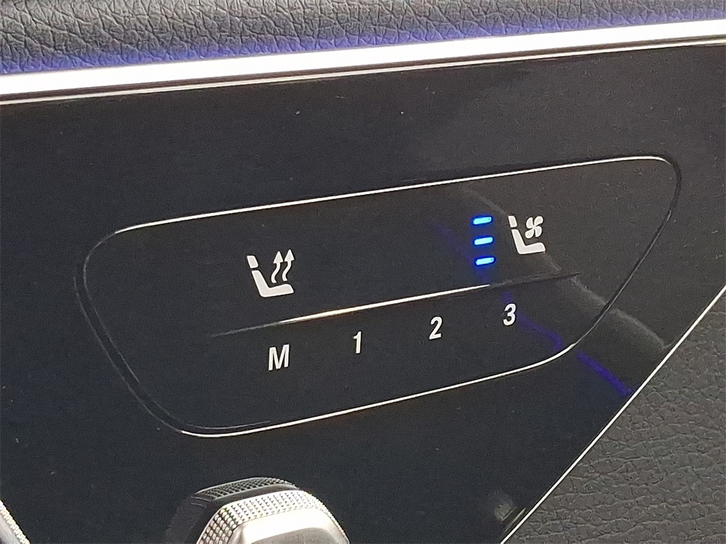 2025 Mercedes Benz GLC 350e 4MATIC photo 17