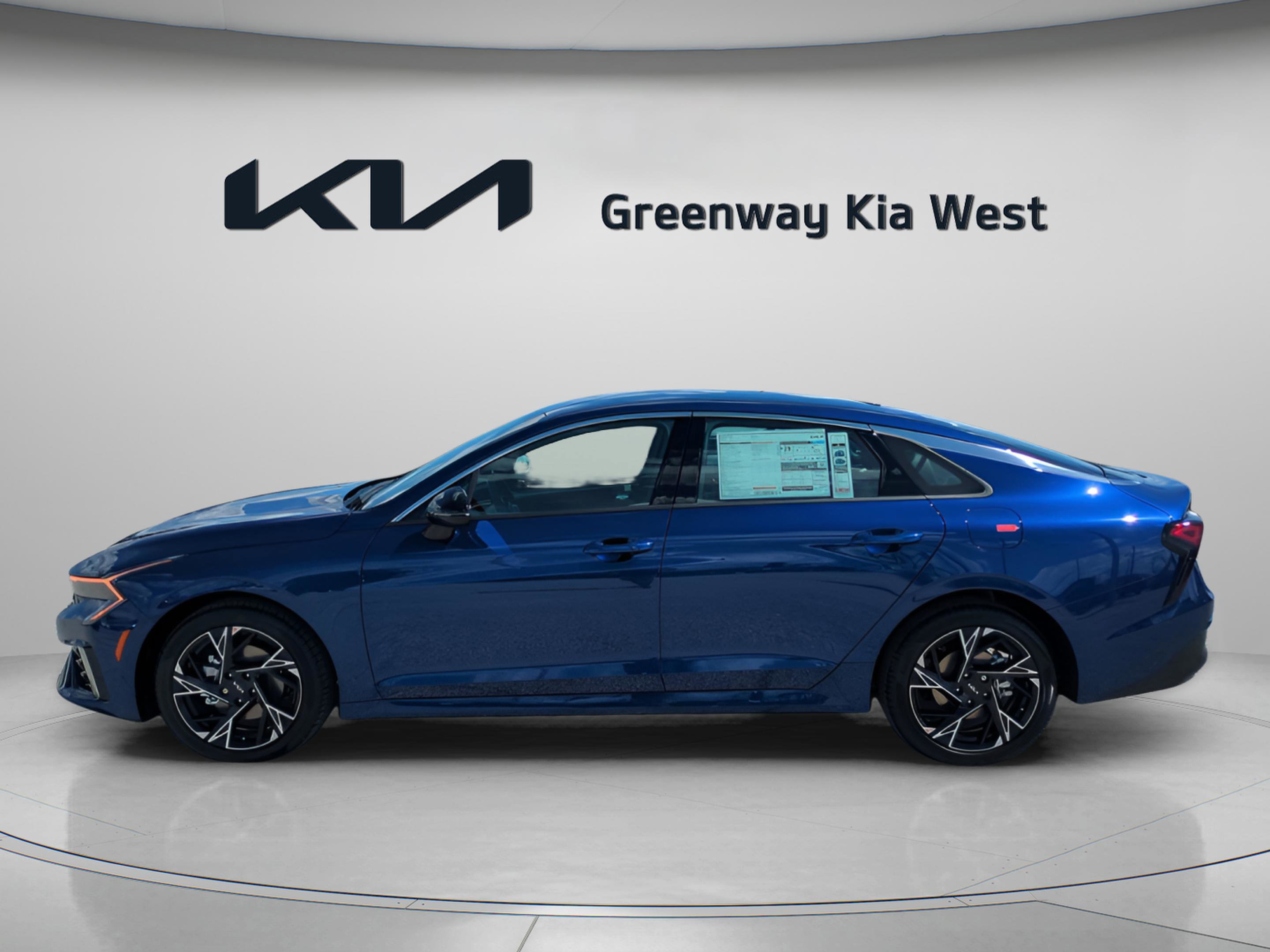 2026 Kia K5 GT-Line photo 4