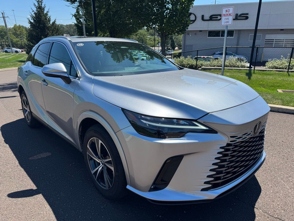 2024 Lexus RX 350 Premium photo 2