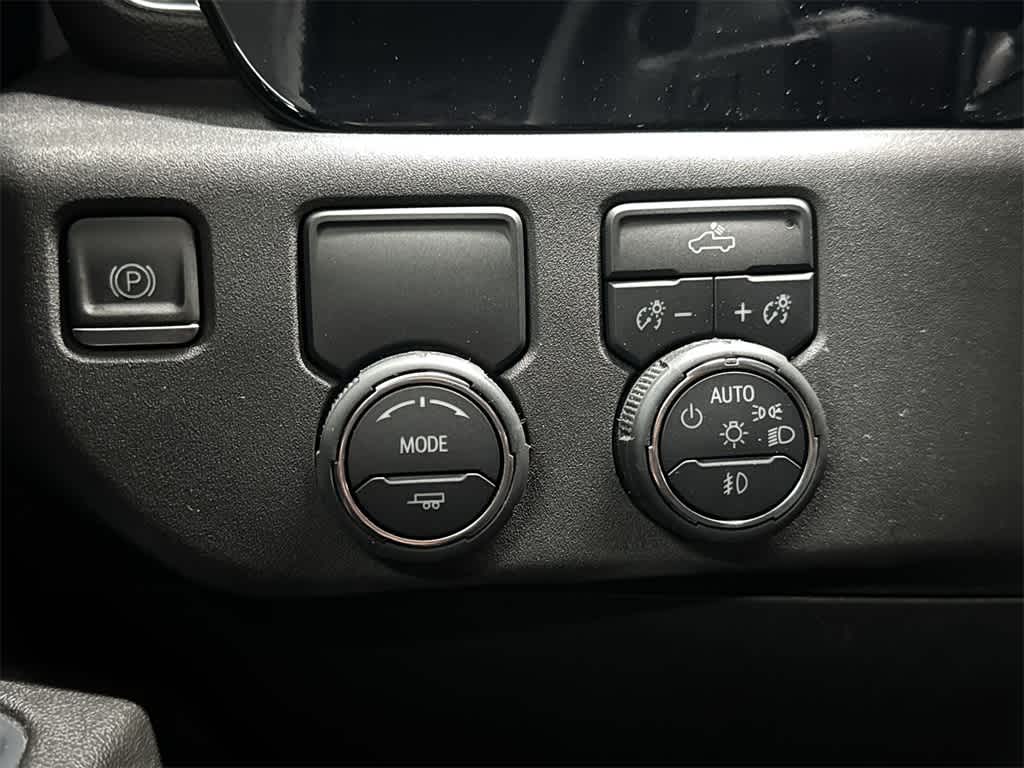 2023 Chevrolet Silverado 1500 RST photo 15