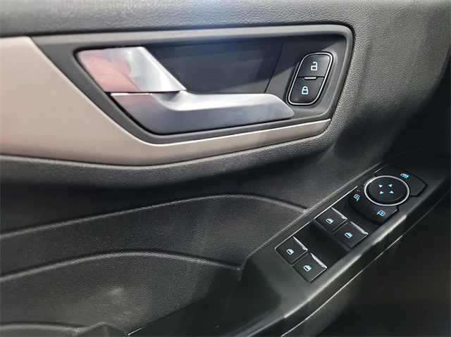2022 Ford Escape Plug-In Hybrid SEL photo 15