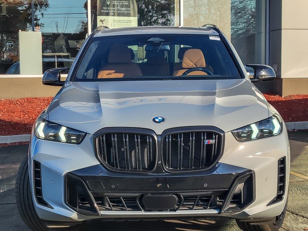 2025 Bmw X5 M60i photo 2