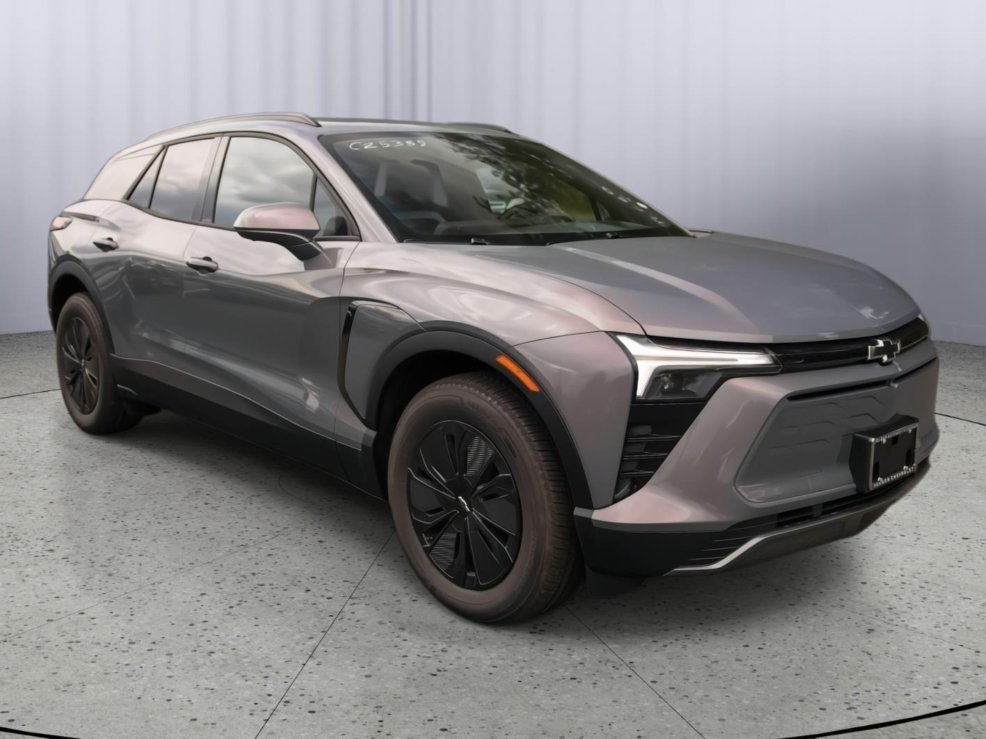 2025 Chevrolet Blazer EV LT's photo