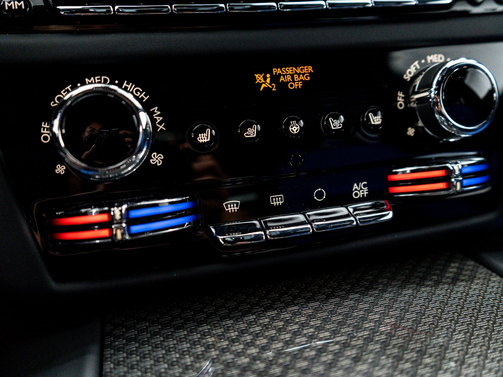 2022 Rolls Royce Ghost Black Badge photo 37