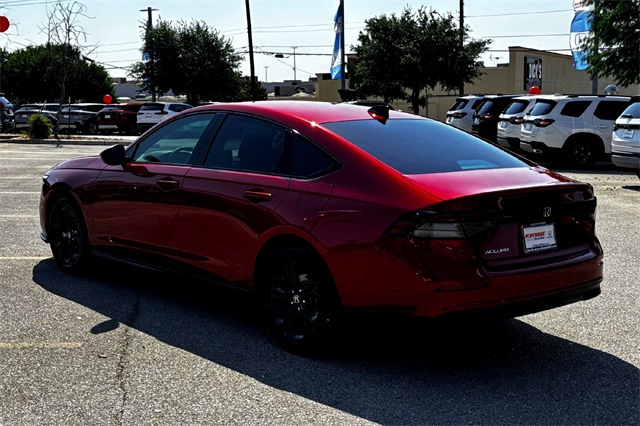 2025 Honda Accord SE photo 4