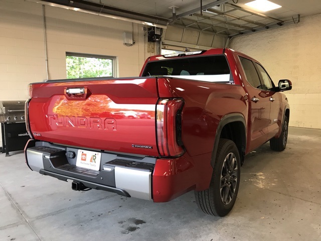 2025 Toyota Tundra Limited CrewMax photo 3