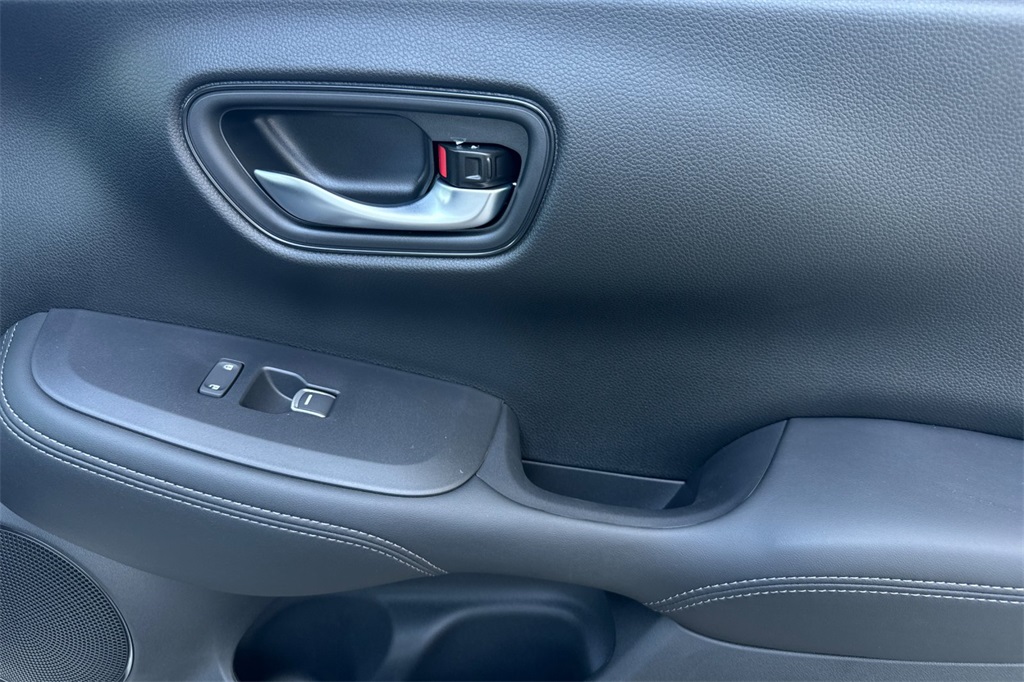 2026 Honda HR-V EX-L photo 18