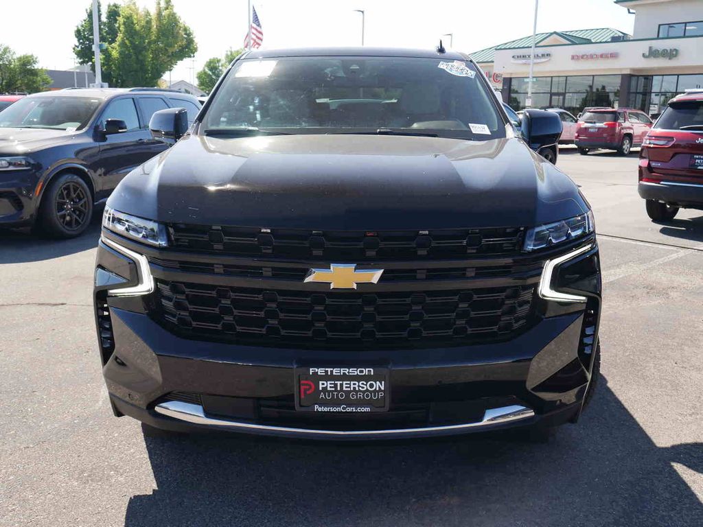 2022 Chevrolet Tahoe LS photo 2