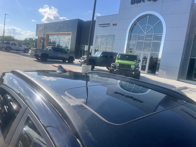 2022 Hyundai Kona Limited photo 7