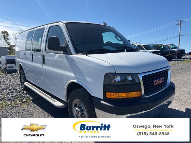 2023 GMC Savana Cargo Work Van's photo
