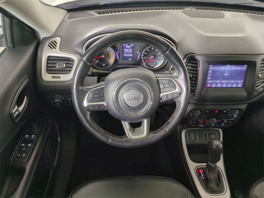 2020 Jeep Compass Latitude photo 16