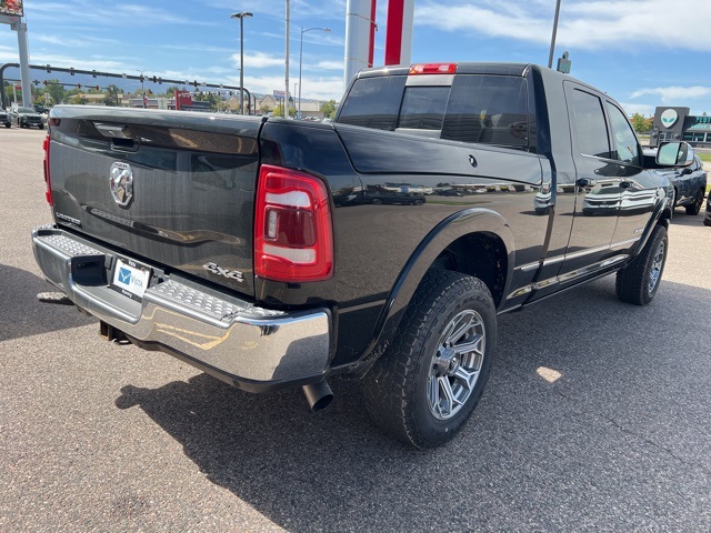 2022 Ram 2500 Limited photo 3