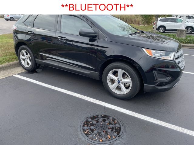 2017 Ford Edge SE photo 3