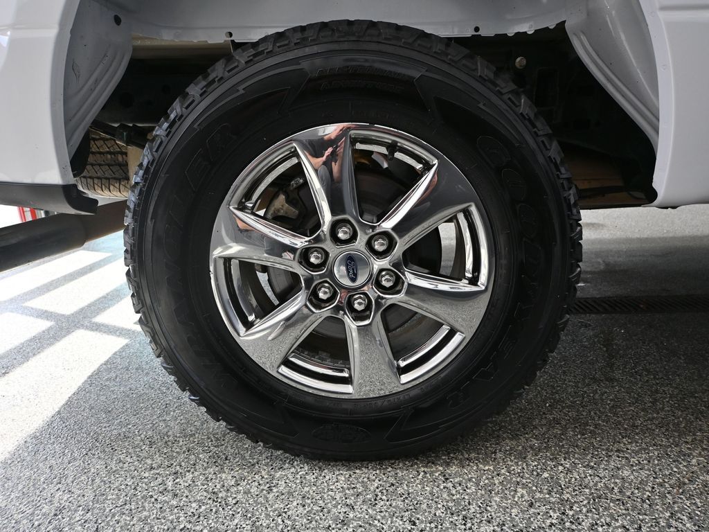 2020 Ford F-150 XLT photo 13