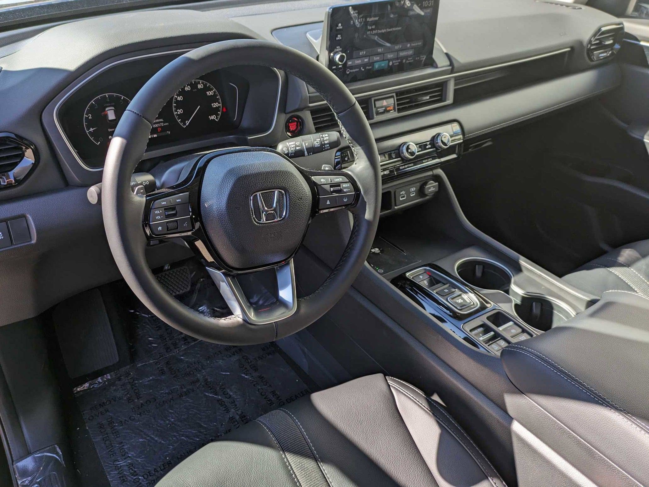 2025 Honda Pilot Touring photo 9