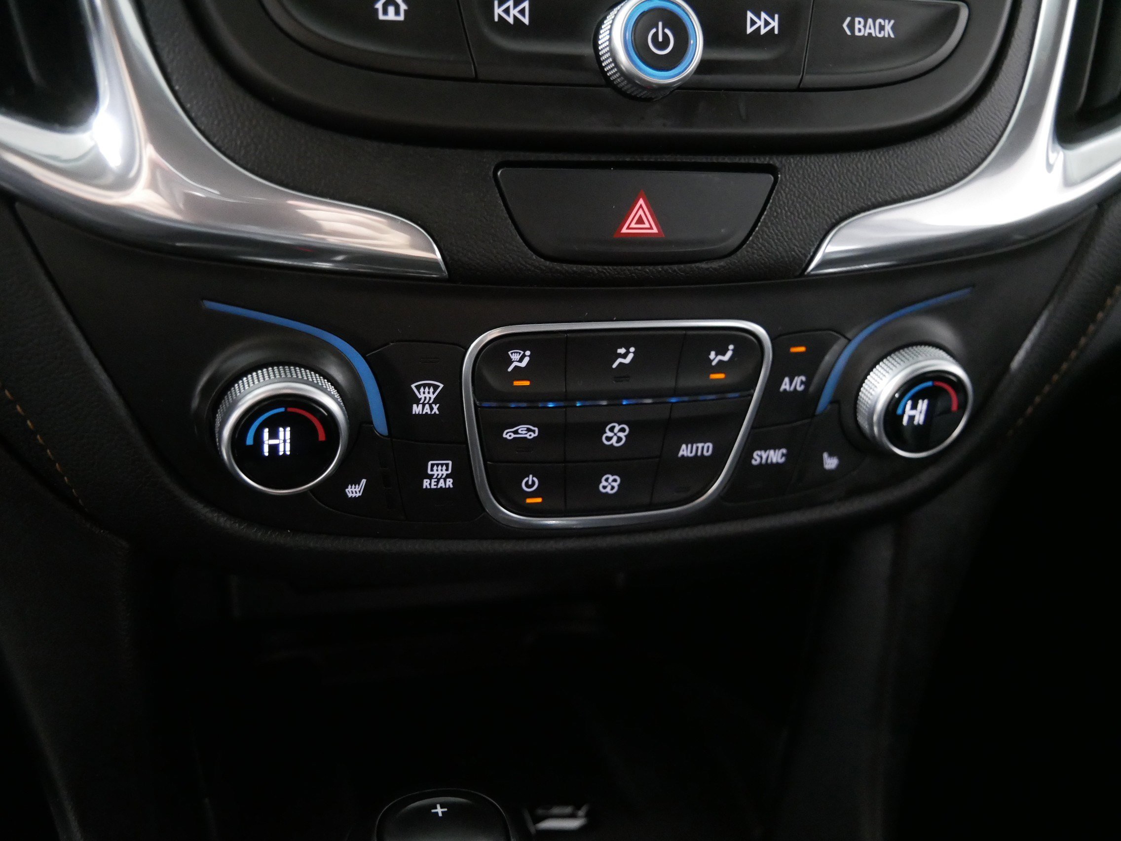 2019 Chevrolet Equinox Premier photo 22