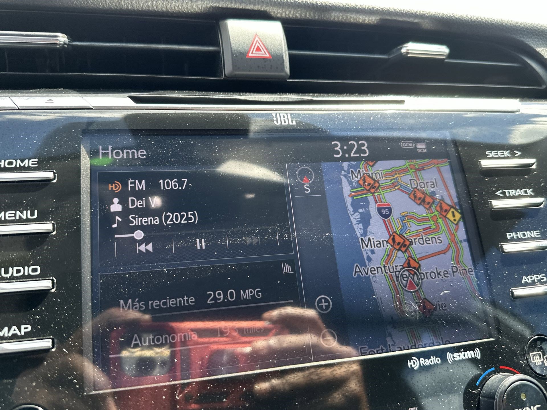 2019 Toyota Camry XSE photo 20