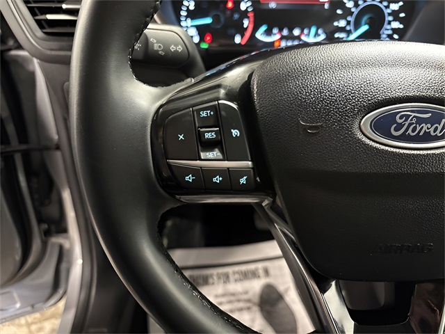2022 Ford Escape SEL photo 11