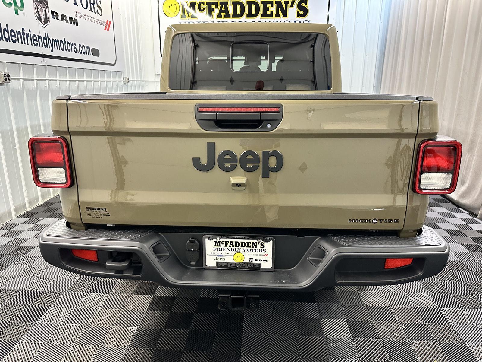 2025 Jeep Gladiator Sport photo 4