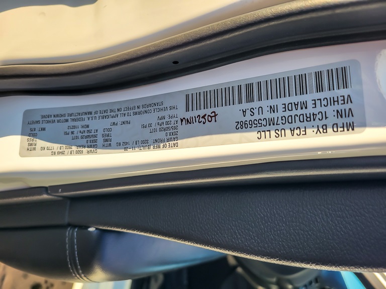 2021 DODGE DURANGO - Image 25