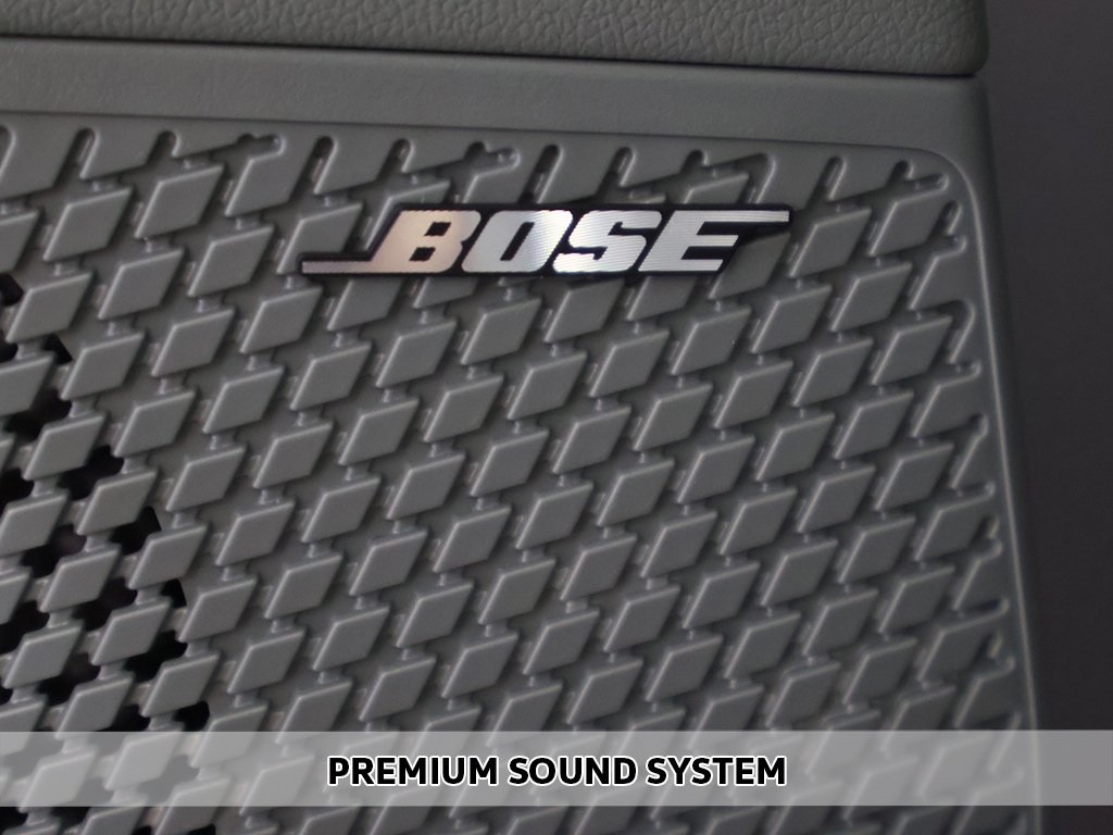 2025 Hyundai Elantra Hybrid Limited photo 2