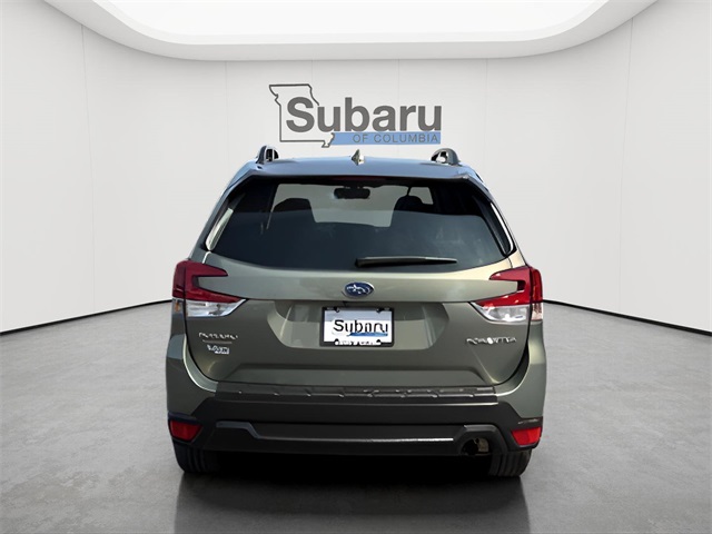 2021 Subaru Forester Premium photo 6