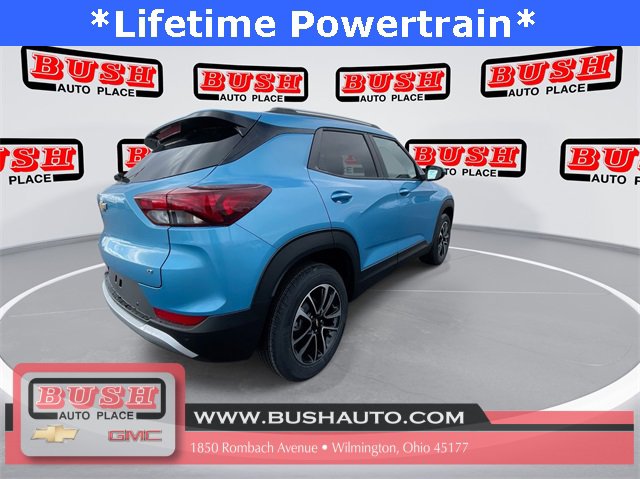 2025 Chevrolet Trailblazer LT photo 3