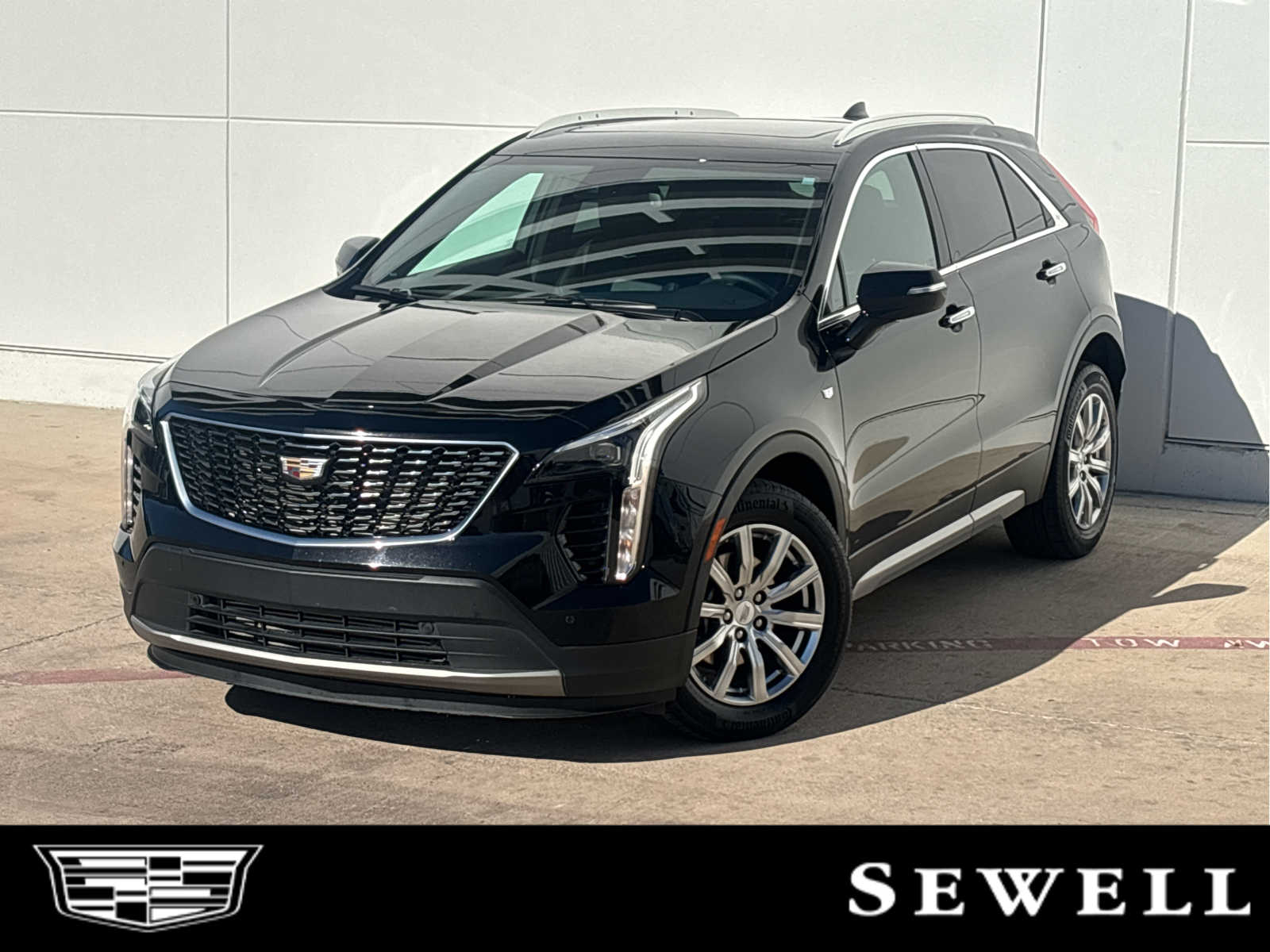 2023 Cadillac XT4 Premium Luxury's photo