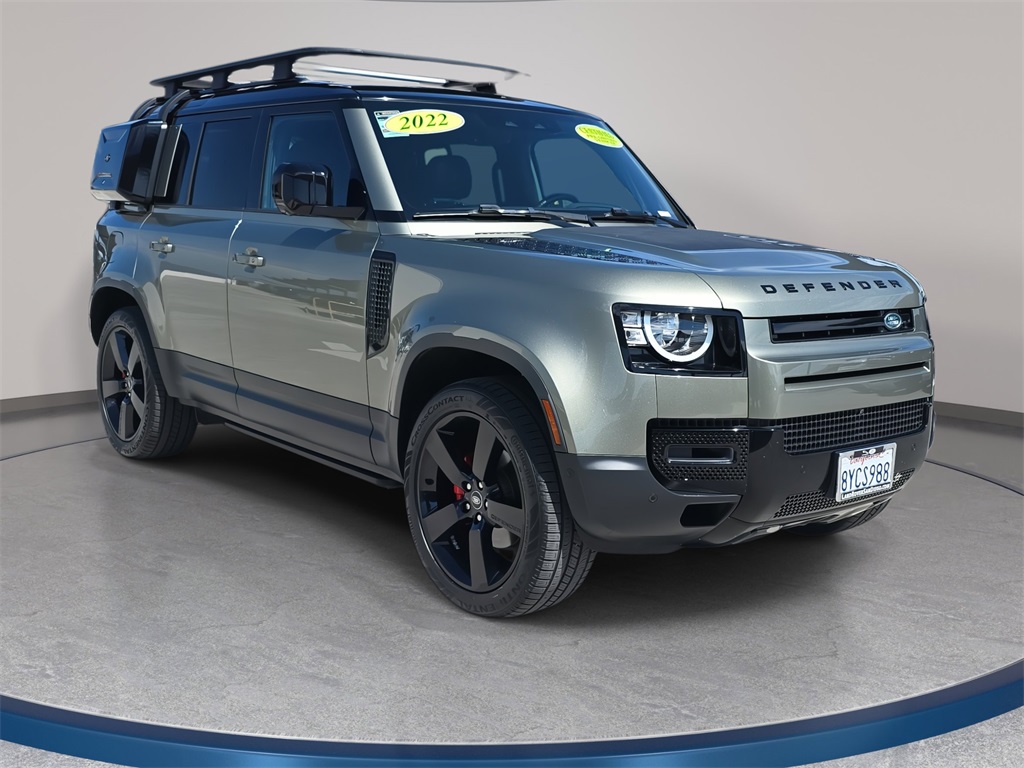 2022 Land Rover Defender 110 S photo 3