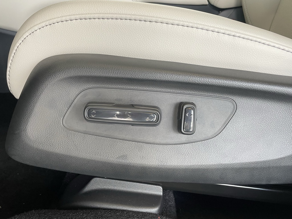 2026 Honda HR-V EX-L photo 10