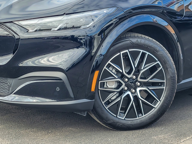 2025 FORD MUSTANG MACH-E - Image 36