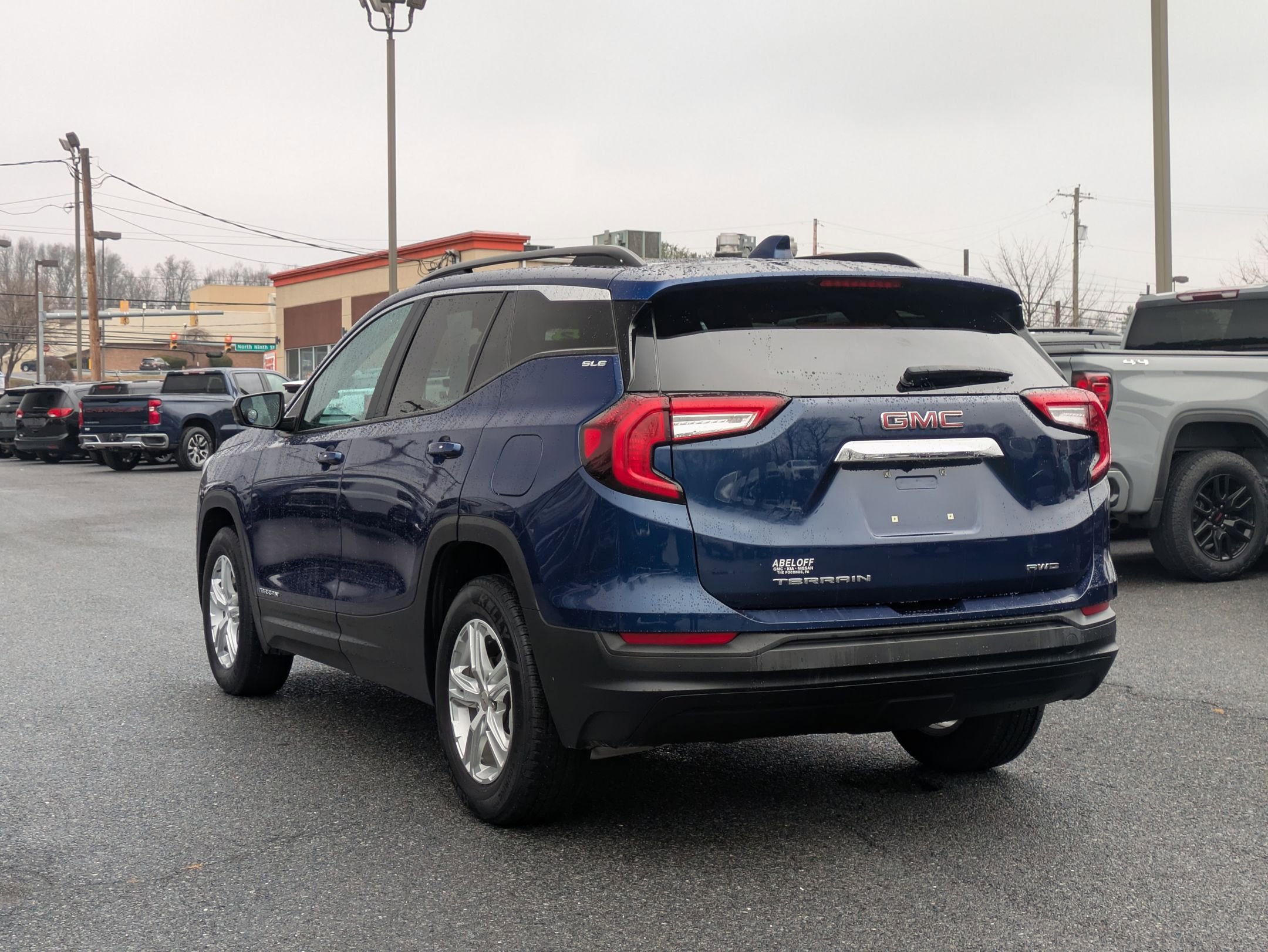 2022 Gmc Terrain SLE photo 4