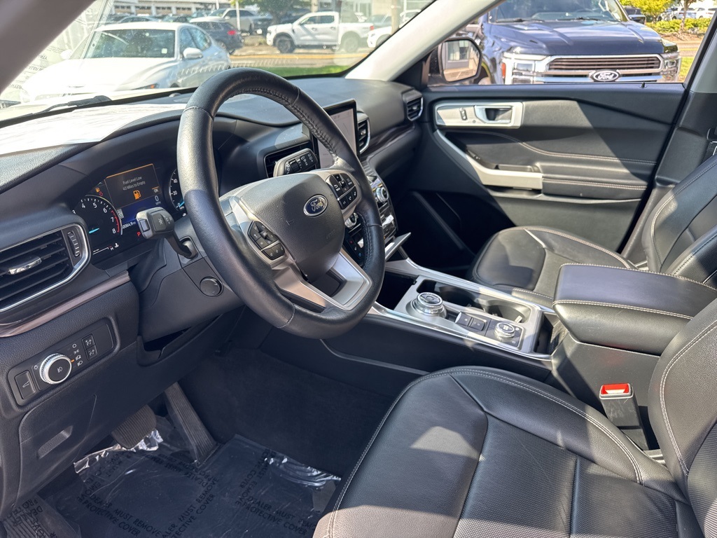 2022 Ford Explorer Limited photo 21