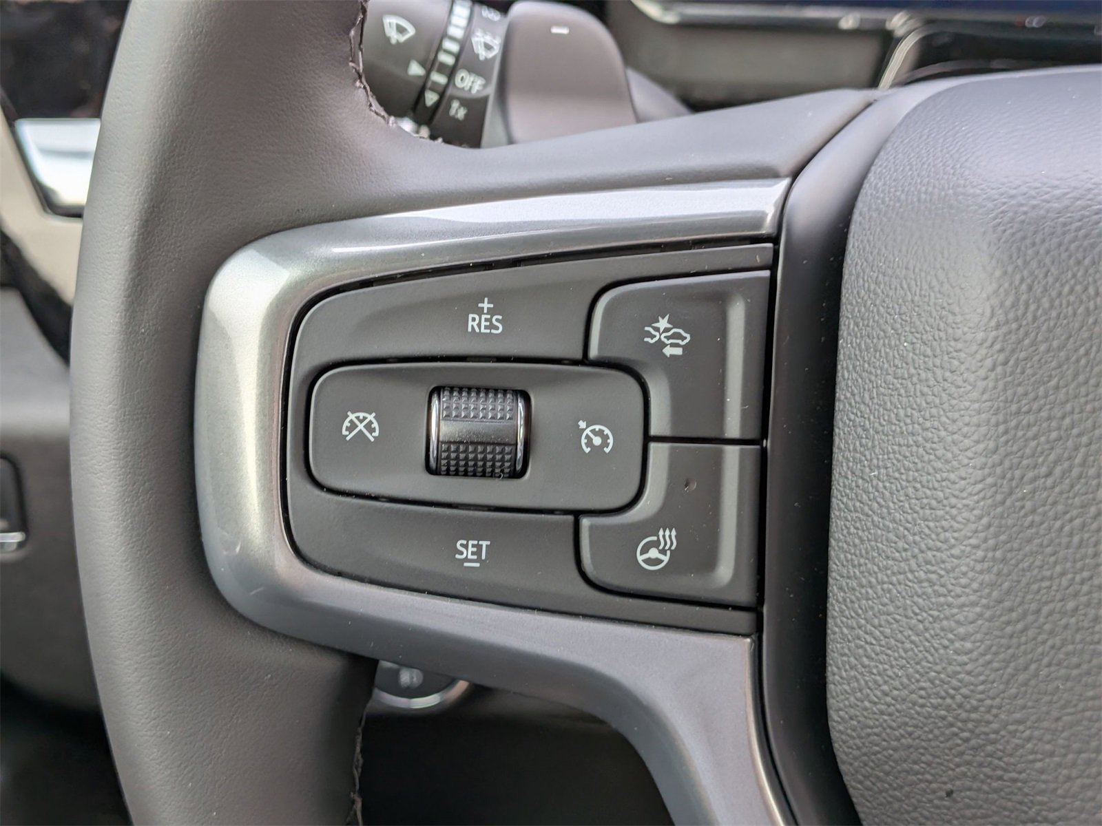 2025 Chevrolet Silverado 1500 RST photo 24
