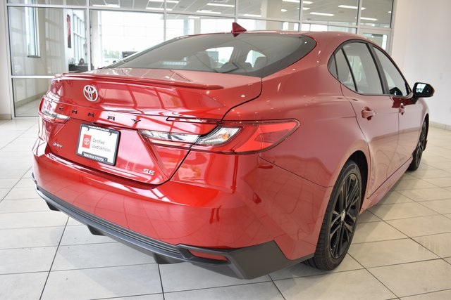 2025 Toyota Camry SE photo 9