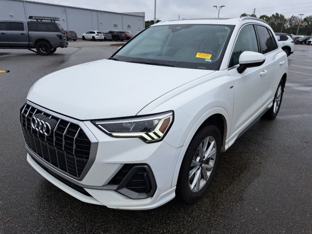 2023 Audi Q3 Premium S line photo 2