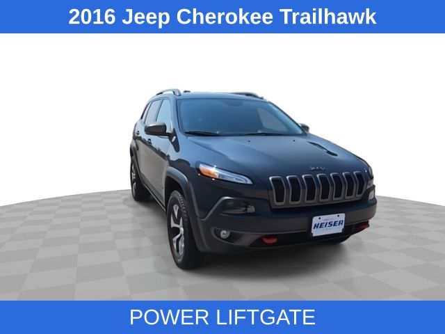 Used 2016 Jeep Cherokee Trailhawk with VIN 1C4PJMBS4GW361210 for sale in Glendale, WI