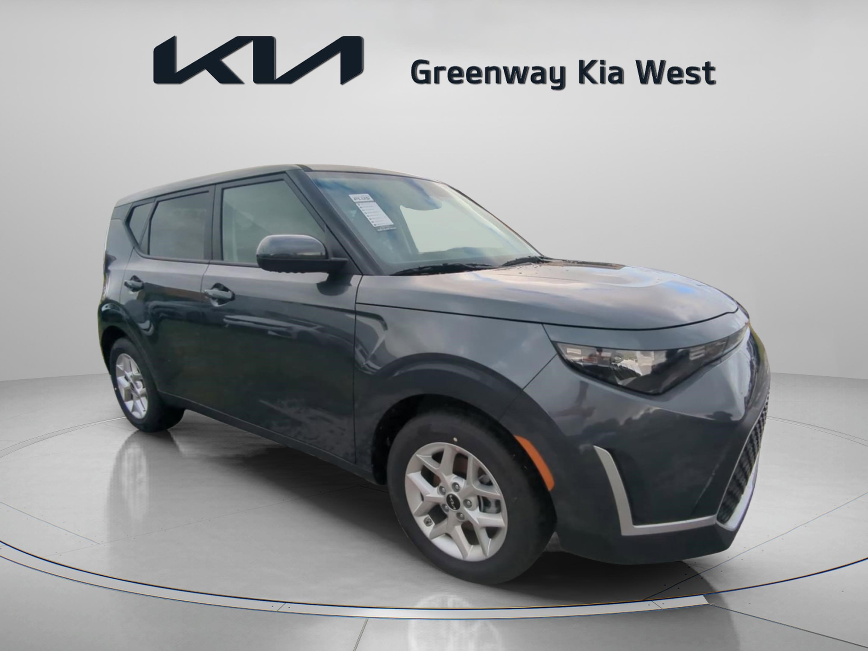 2025 Kia Soul S photo 2