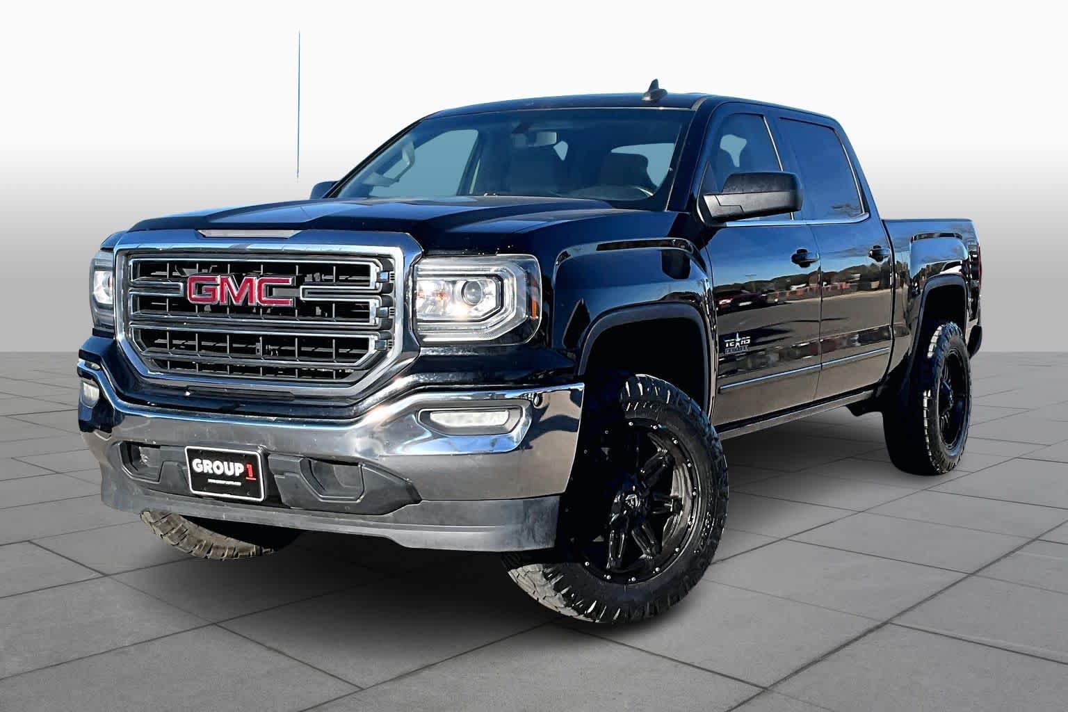 2017 GMC Sierra 1500 SLE's photo
