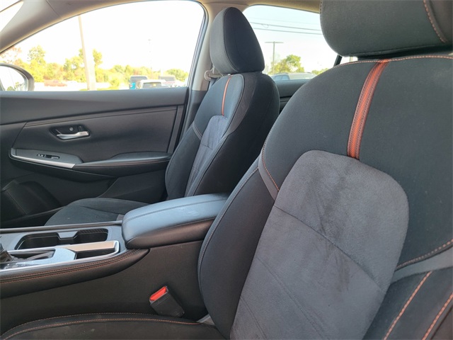 2022 Nissan Sentra SR photo 13