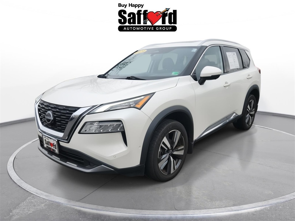 2023 Nissan Rogue SL's photo
