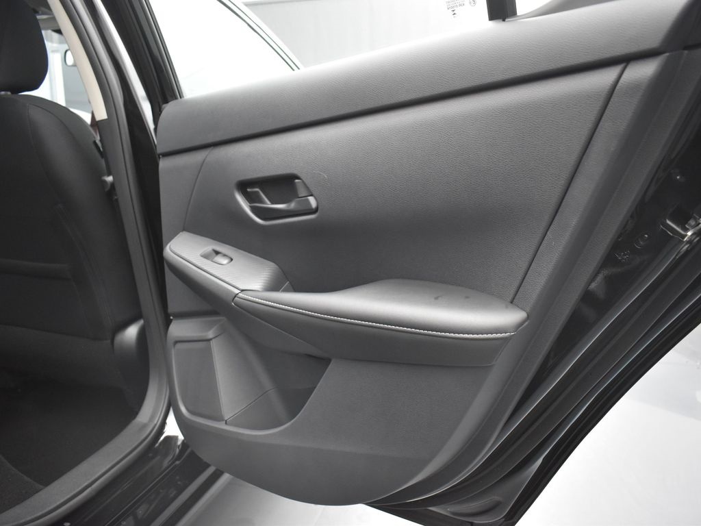 2025 Nissan Sentra SV photo 15