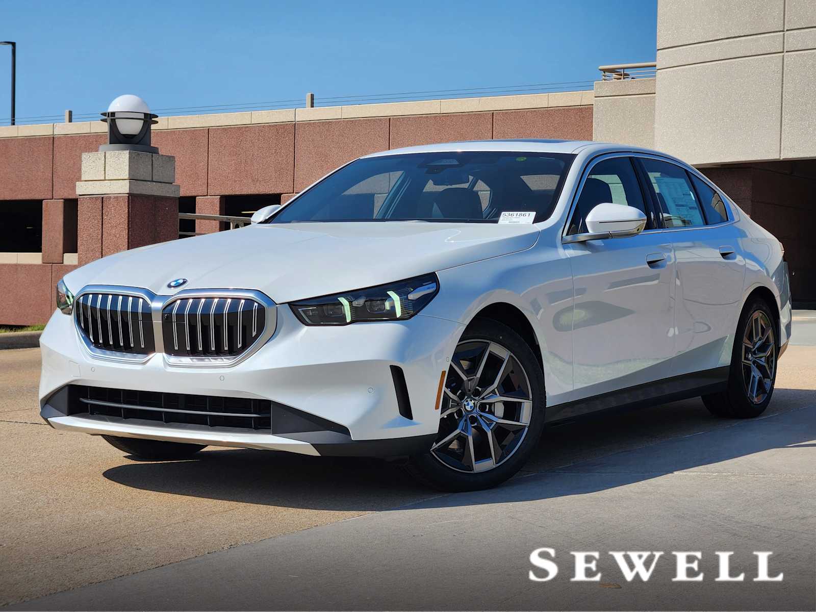 2026 BMW 5 Series 530i's photo