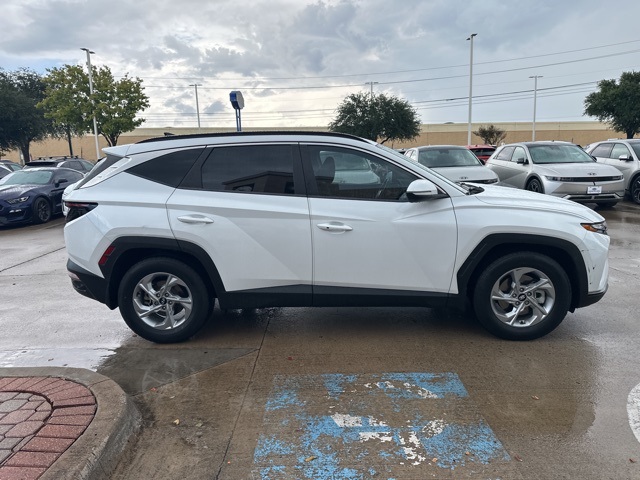2022 Hyundai Tucson SEL photo 3