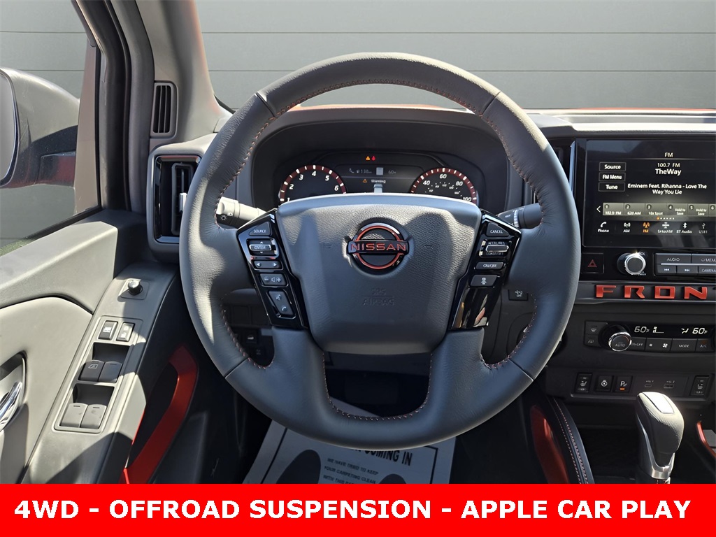 2025 Nissan Frontier PRO-4X photo 13