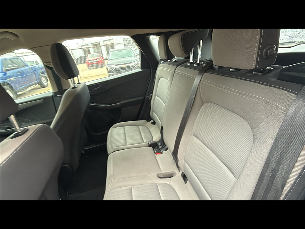 2020 Ford Escape S photo 2