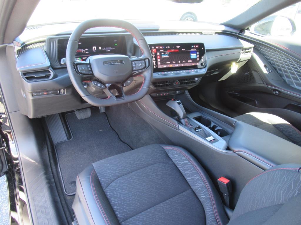 2025 Dodge Charger R/T photo 13