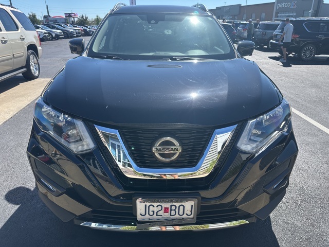 2019 Nissan Rogue SL photo 2